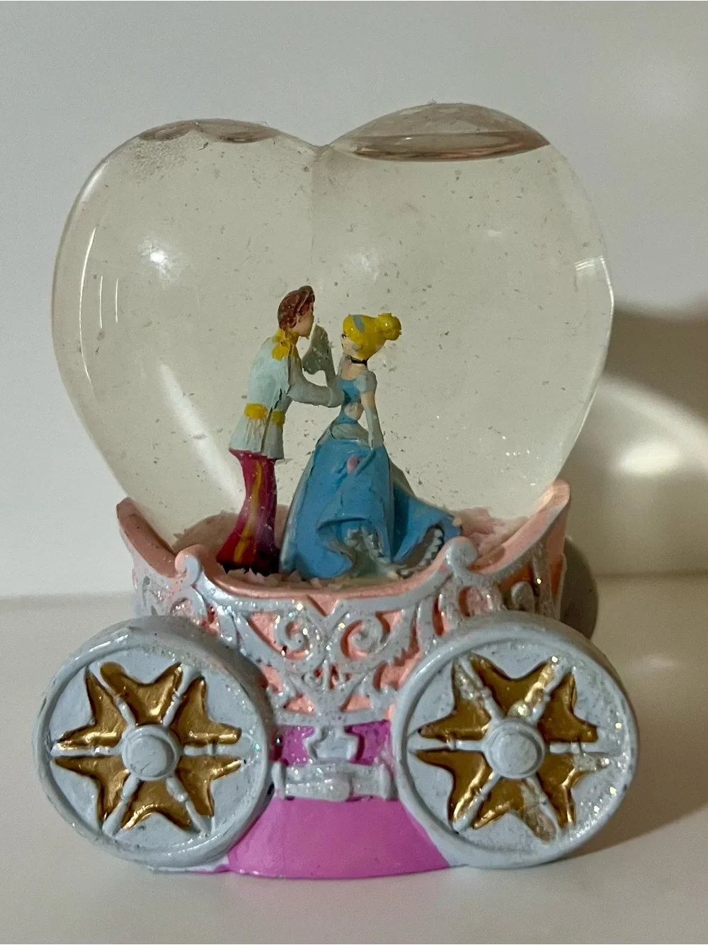 Romantic Princess Carriage Heart Snow Globe - Pink and Blue